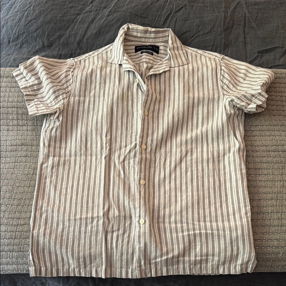 Abercrombie Camp Collar Striped Short Sleeve Button-Up Shirt